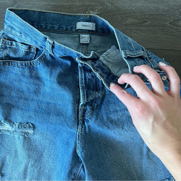 Distressed Mom Jeans - Picture 6 of 6